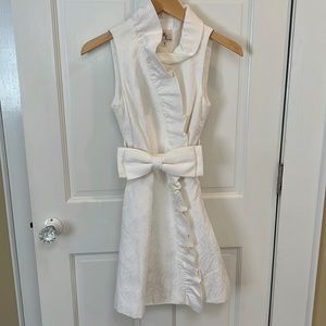 Vintage Milly of New York white wrap bow dress size 2